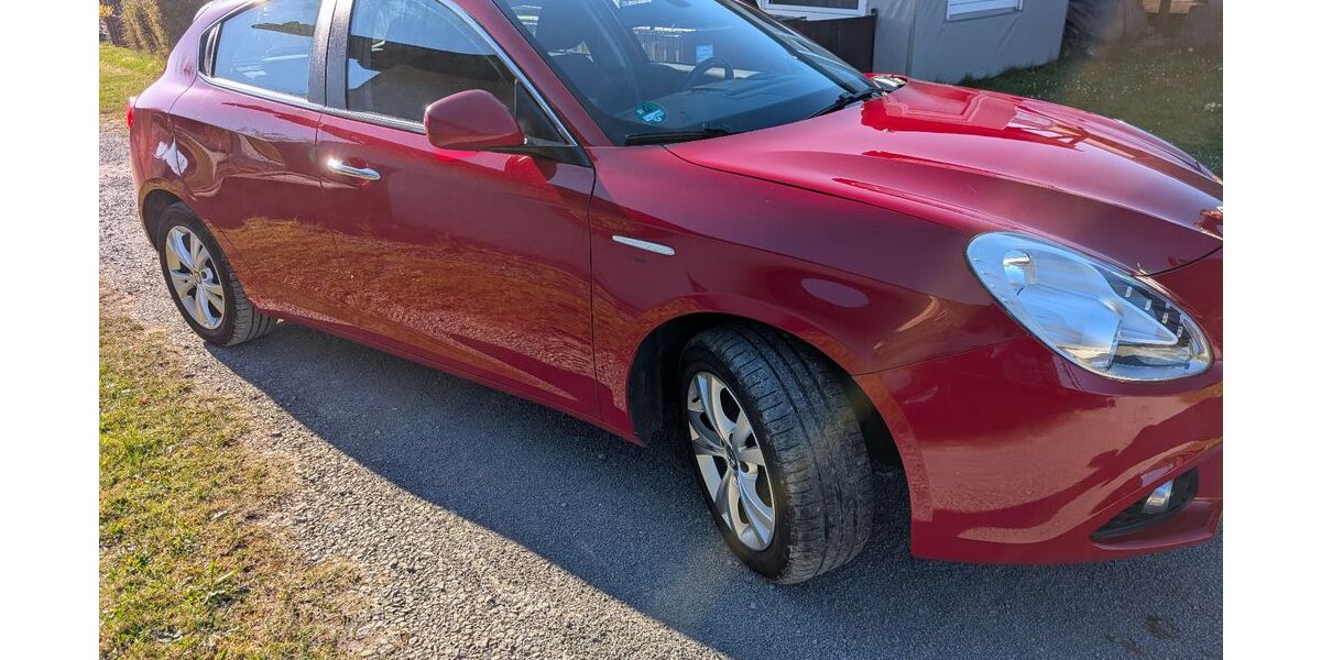 Alfa Romeo Giulietta 134.000 km 6.500 &euro; Abtsgmünd 73453