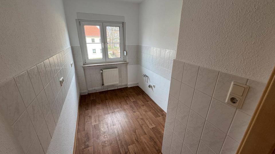 Etagenwohnung Mücheln (Geiseltal) - 3 Zimmer, 52 m&sup2;, 315&euro; | Angebot:25884901