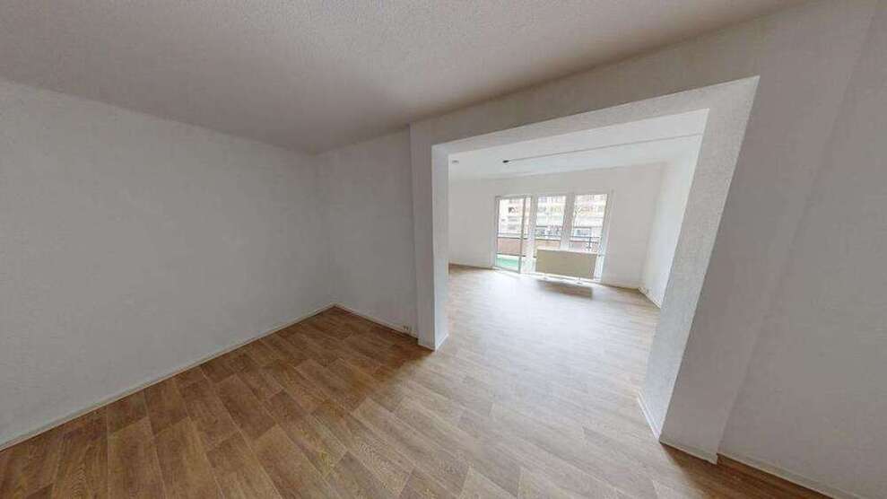 Wohnung zum Mieten in Chemnitz 438 € 91.18 m²