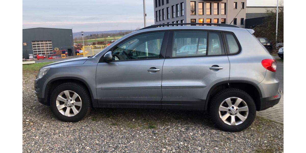 VW Tiguan 199.700 km 3.900 &euro; Kassel 34134