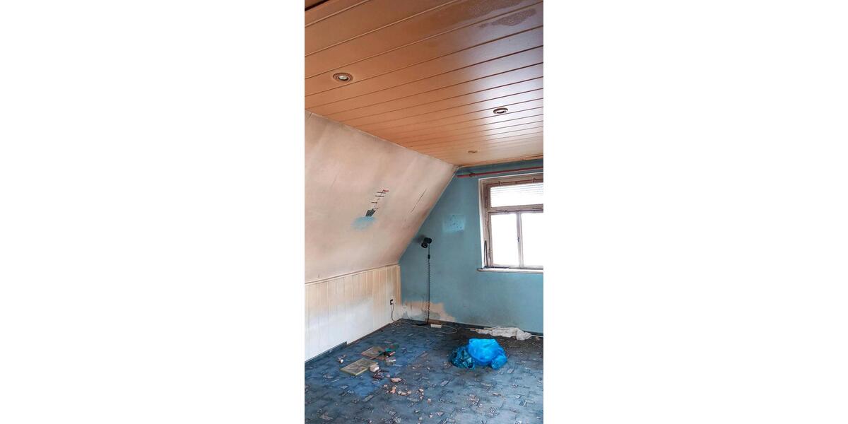 Einfamilienhaus Sondershausen - 3 Zimmer, 80 m&sup2;, 35.000&euro; | Angebot:18962363