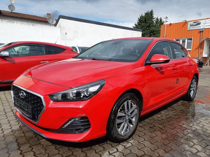 i30