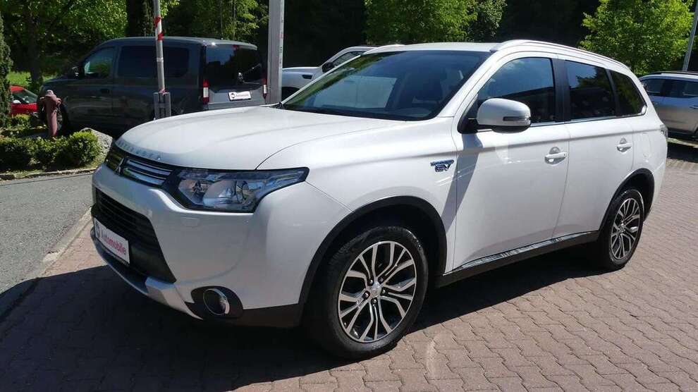 Mitsubishi Outlander 123.350 km 14.990 € Schneeberg 08289