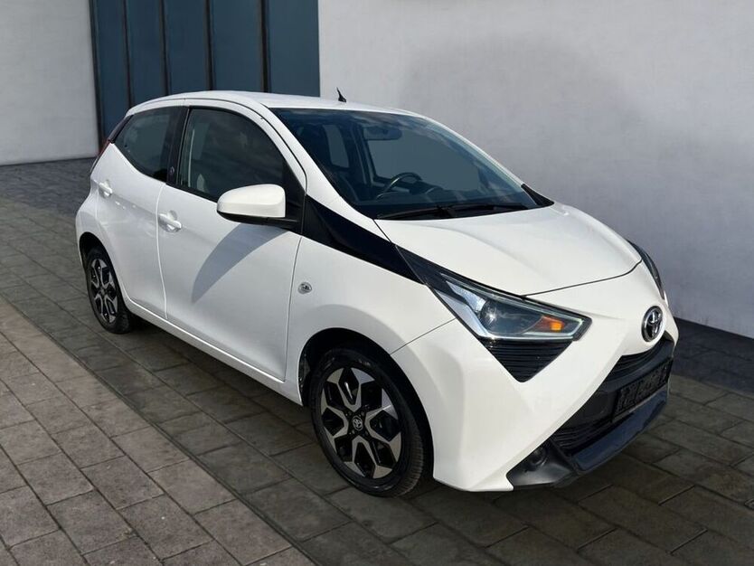 Aygo (X)