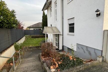 Maisonette 1. OGDG 4ZKB+DC, Balkon, Loggia, Keller, Waschküche 3 zimmer