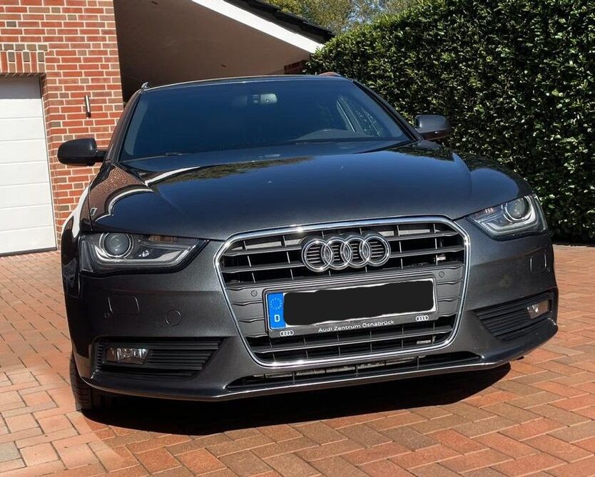 Audi A4 211.000 km 12.700 € Uplengen 26670