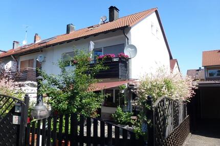 Haus in Feucht - Wohnen im Grünen! PROVISIONSFREI zu verkaufen