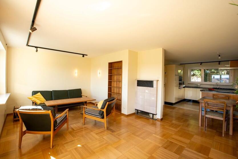 Haus mit Garten zur Miete: MID-CENTURY-Traum in Oberesslingen zimmer