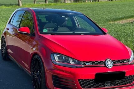 VW Golf 137.600 km 14.600 € Käbschütztal 01665