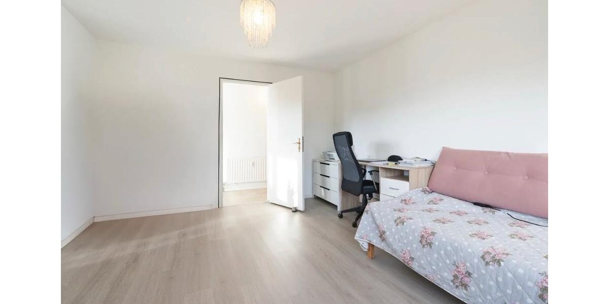Mehrfamilienhaus, Wohnhaus Rottenburg am Neckar - 12 Zimmer, 308 m&sup2;, 749.000&euro; | Angebot:27145475