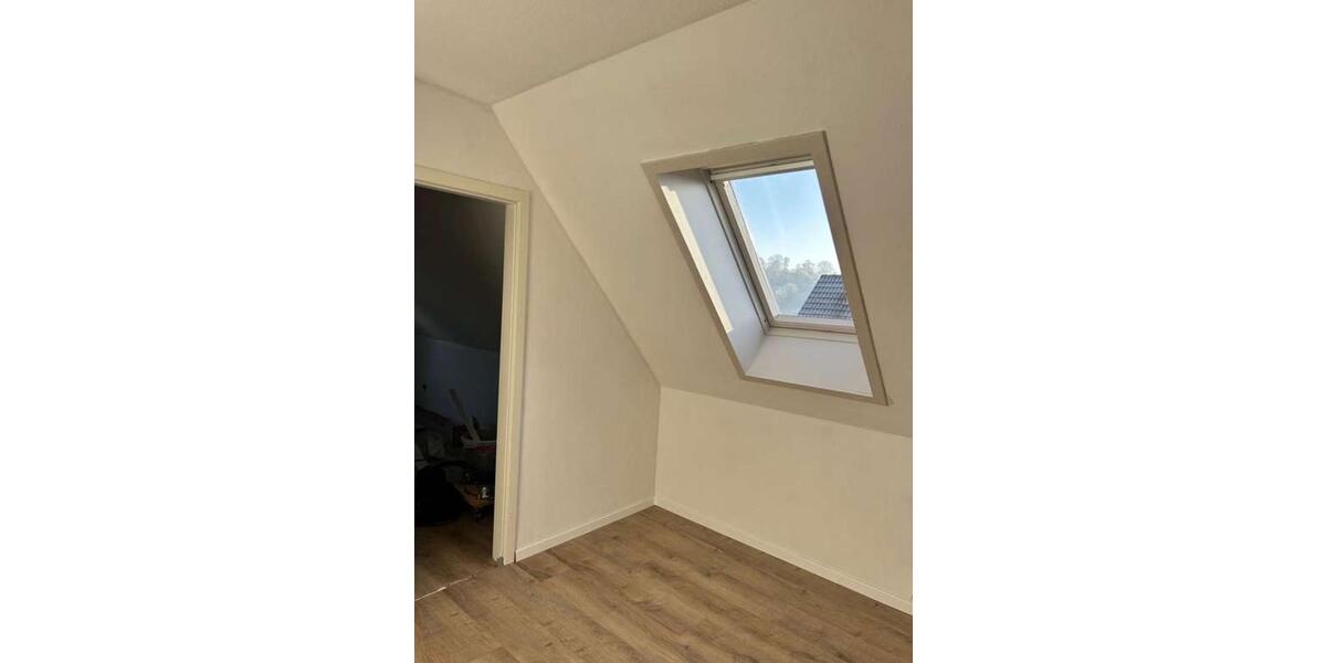 Dachgeschoßwohnung Neckargemünd - 2.5 Zimmer, 74 m&sup2;, 720&euro; | Angebot:24833689