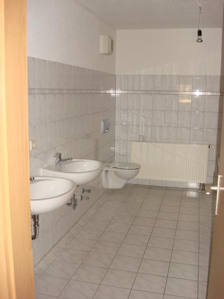 4-RaumWohnung mit Balkon zu vermieten
