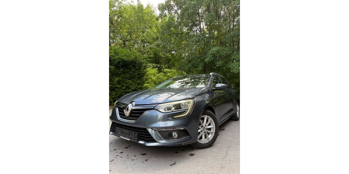 Renault Megane 92.000 km 8.499 &euro; Arnsberg 59755