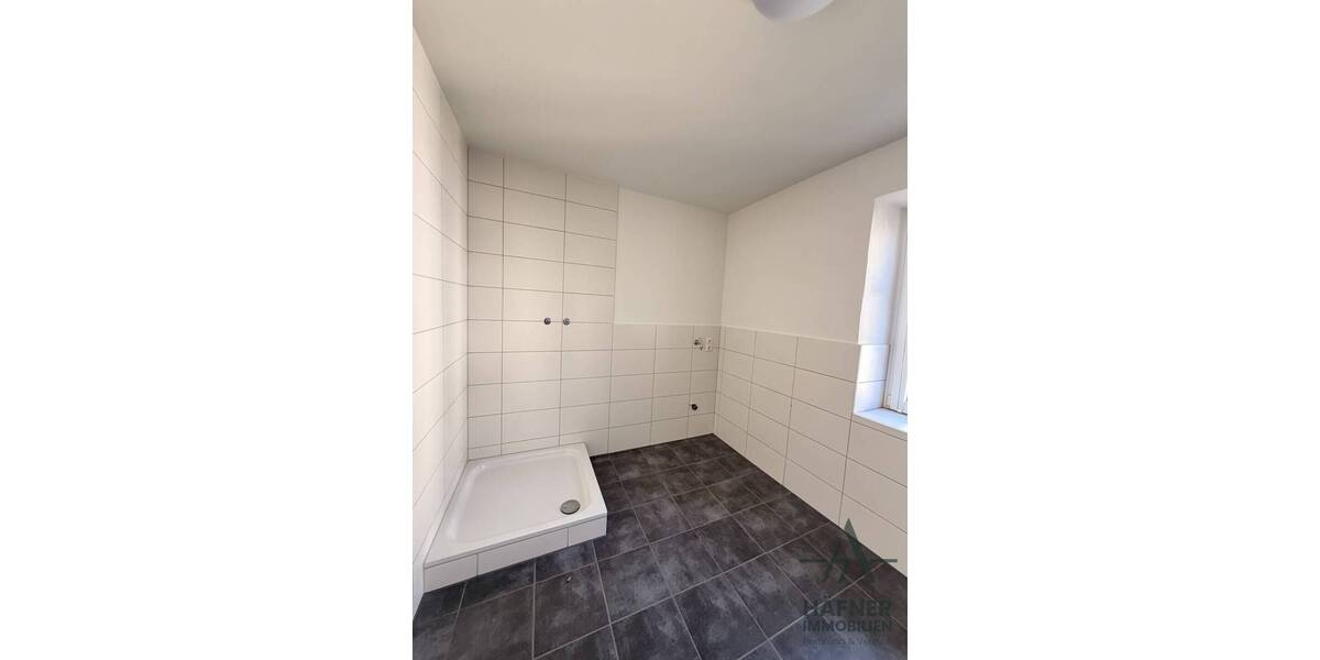 Gewerbeobjekt Speicher - 5 Zimmer, 107 m&sup2;, 1.250&euro; | Angebot:26029431