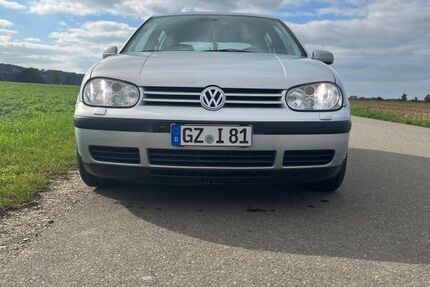 VW Golf 198.000 km 1.800 € Gundremmingen 89355