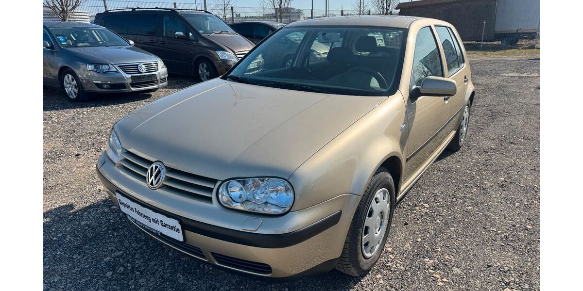 VW Golf 62.000 km 3.999 &euro; Görlitz 02826