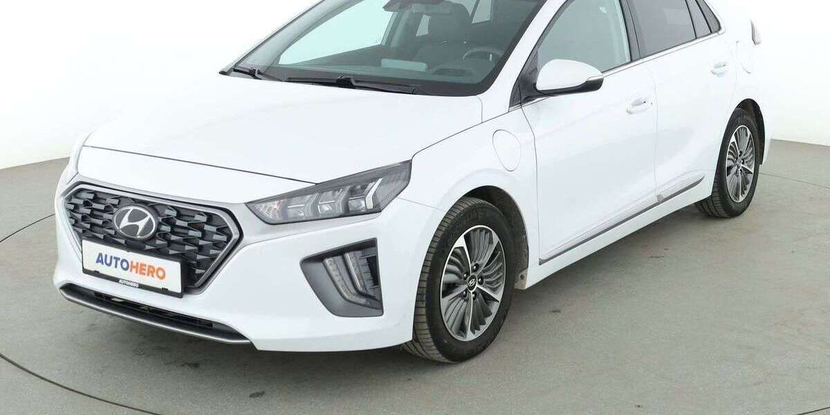 Hyundai IONIQ 40.154 km 18.140 &euro; Stuttgart 70195