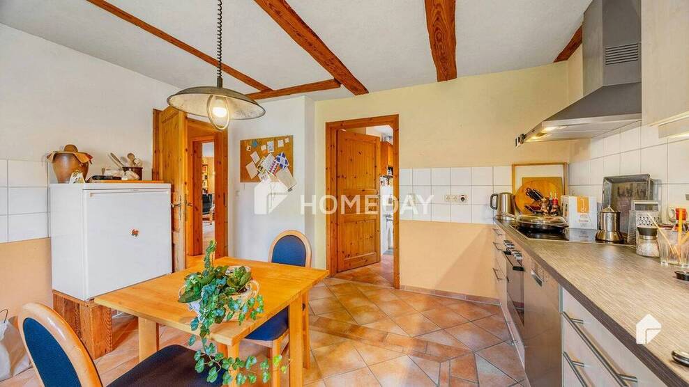 Einzigartiges Bauernhaus in ruhiger Lage - mit großem Grundstück, Scheune und Nebengebäuden 5 zimmer