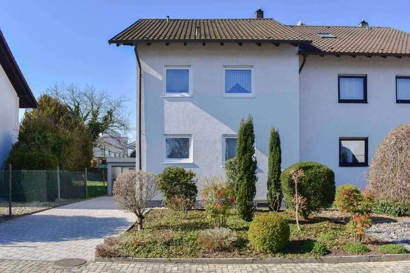 Haus zum Kaufen in Bad Schönborn 410.000 € 130.04 m²