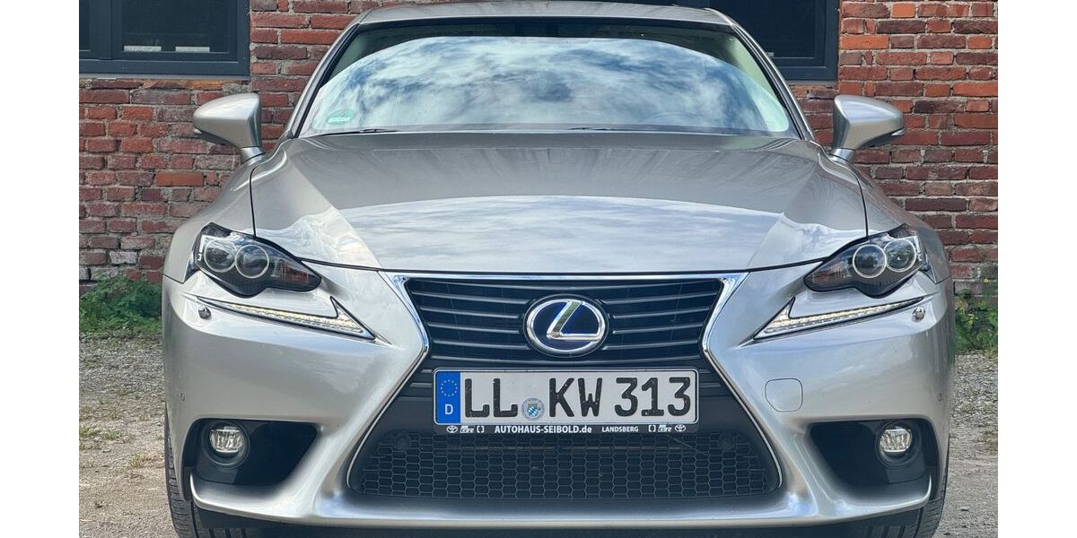 Lexus IS 300 251.747 km 15.800 &euro; Vilgertshofen 86946