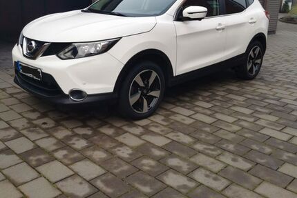 Nissan Qashqai 106.500 km 9.750 &euro; Ahaus 48683