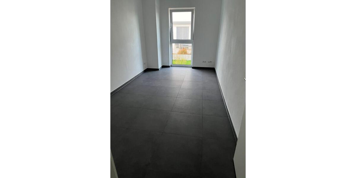 Etagenwohnung Ulm Donautal - 5 Zimmer, 155 m&sup2;, 1.900&euro; | Angebot:25397864
