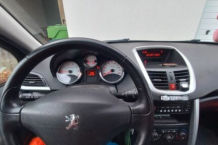 Peugeot 207 114.000 km 2.850 € Schalksmühle 58579