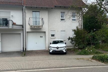 Einfamilienhaus mit Einliegerwohnung und Ausbaureserve zimmer