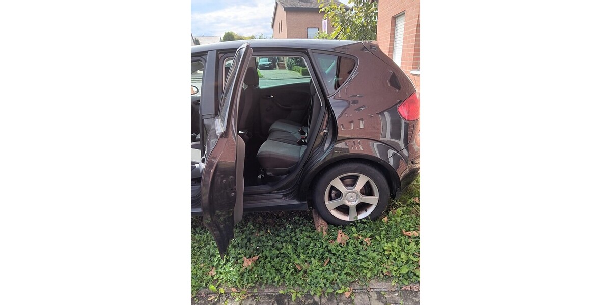 Seat Altea 198.000 km 2.500 € Erftstadt 50374