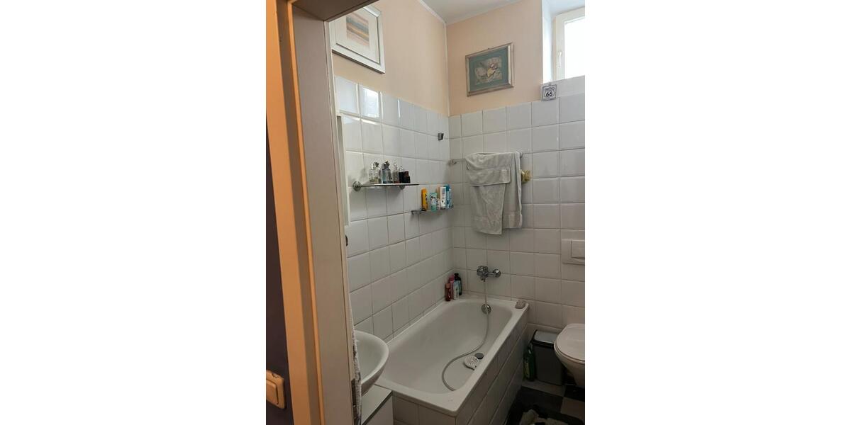 EG-3-zi.Wg m. Terrasse in Altbauvilla am Rhein befristet bis 6-28 3 zimmer