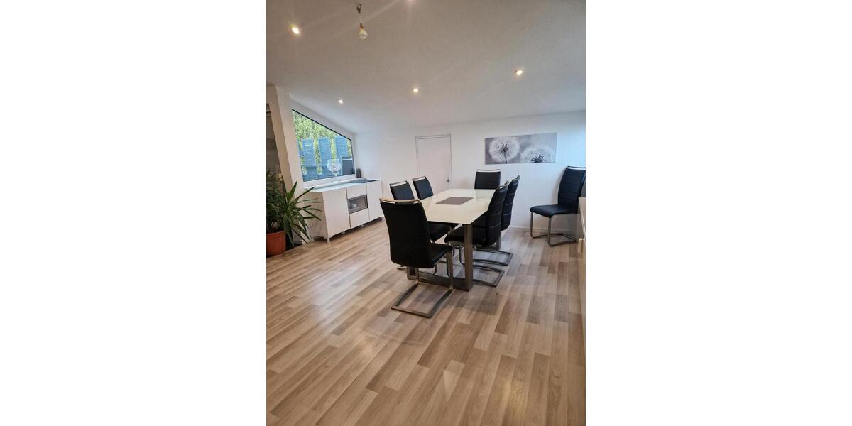 Dachgeschoßwohnung Geislingen an der Steige - 3 Zimmer, 85 m&sup2;, 285.000&euro; | Angebot:26197360