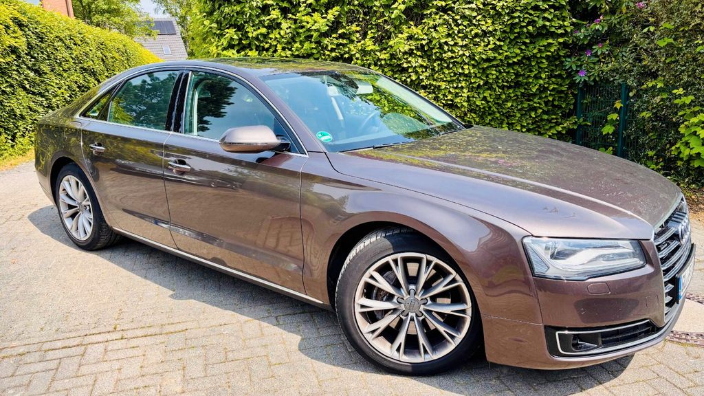 Audi A8 125.000 km 26.000 &euro; Odenthal 51519