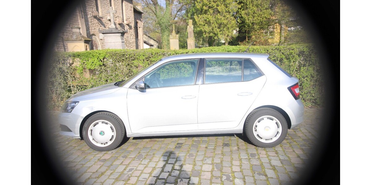 Skoda Fabia 85.000 km 6.900 &euro; Köln 50667