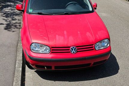 VW Golf 183.000 km 750 &euro; ZELL AM HARMERSBACH 77736