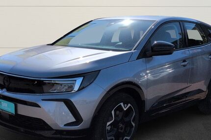 Opel Grandland (X) 3.420 km 24.775 &euro; Gnarrenburg 27442