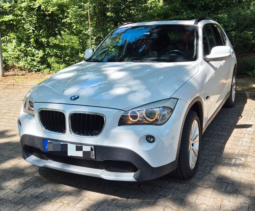 X1