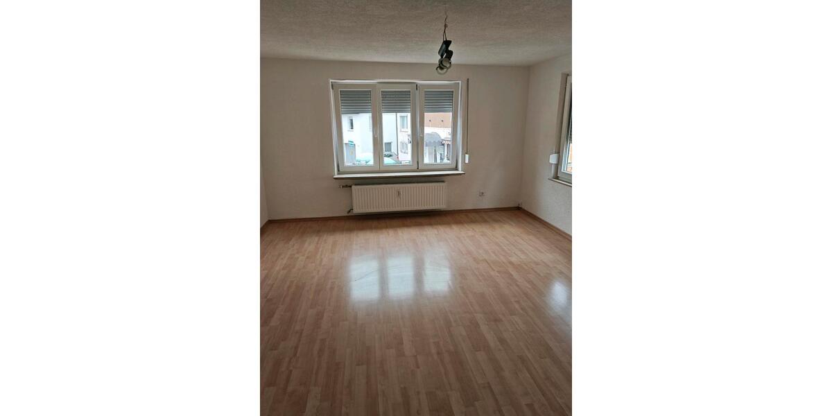 Etagenwohnung Bad Buchau - 3 Zimmer, 95 m&sup2;, 1.199&euro; | Angebot:26582448