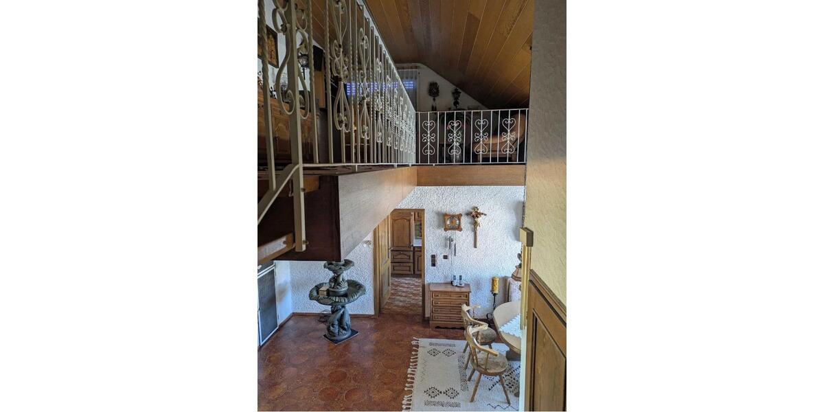 Einfamilienhaus Schwandorf - 6 Zimmer, 190 m&sup2;, 1.600&euro; | Angebot:26334572