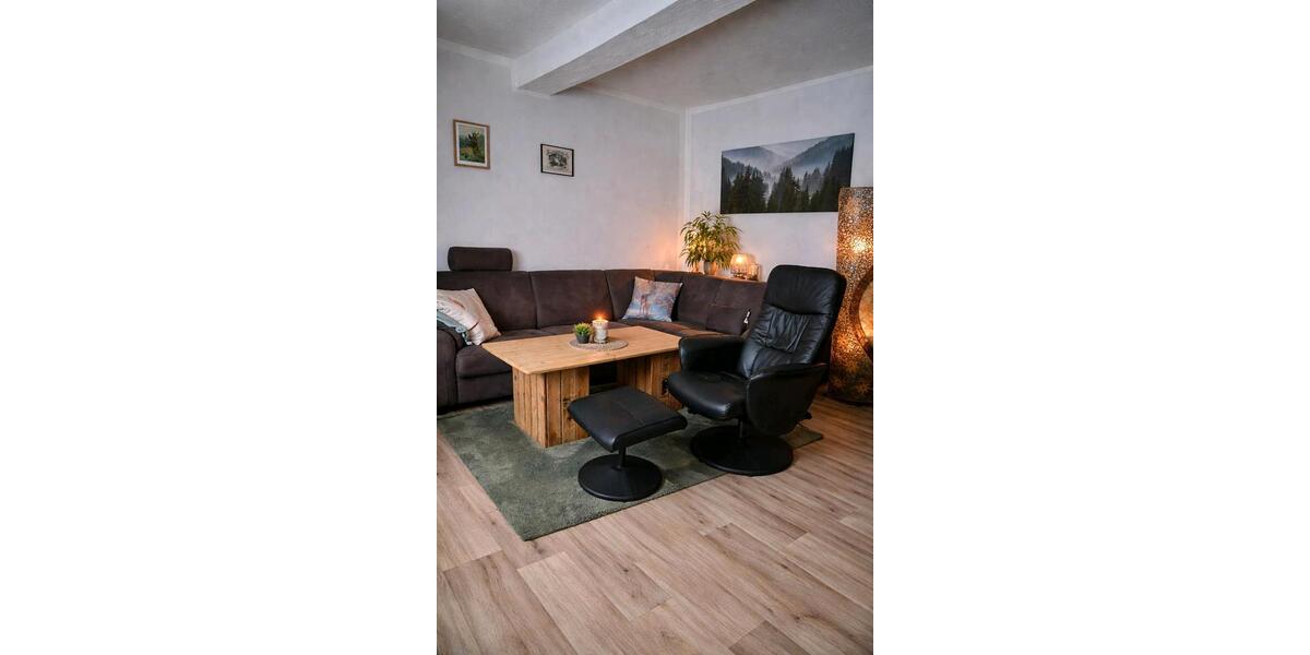 Einfamilienhaus Uder - 5 Zimmer, 120 m&sup2;, 100.000&euro; | Angebot:25650214