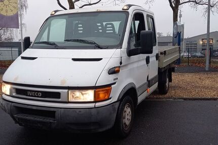 IVECO Andere 154.000 km 2.900 &euro; Koln 51065