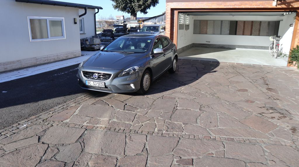 Volvo V40 172.390 km 9.250 &euro; Mietingen 88487