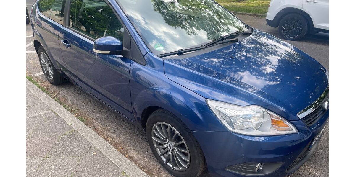 Ford Focus 180.000 km 2.200 &euro; Karlsruhe 76187