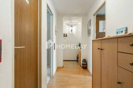 Ruhige Lage! DG-Wohnung mit 4 Zimmern, EBK und Keller 4 zimmer