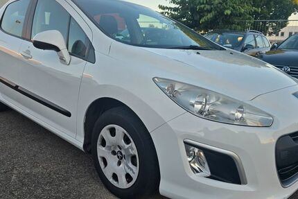 Peugeot 308 226.862 km 2.999 € Eislingen /Fils 73054