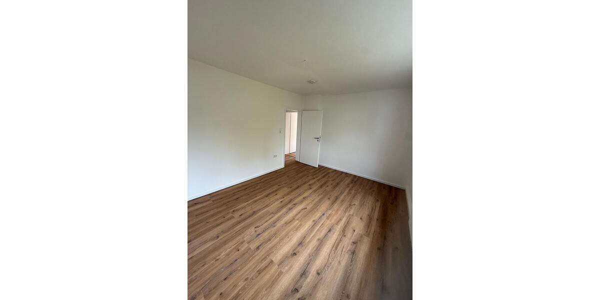 Etagenwohnung Amberg - 3 Zimmer, 68 m&sup2;, 725&euro; | Angebot:26276522