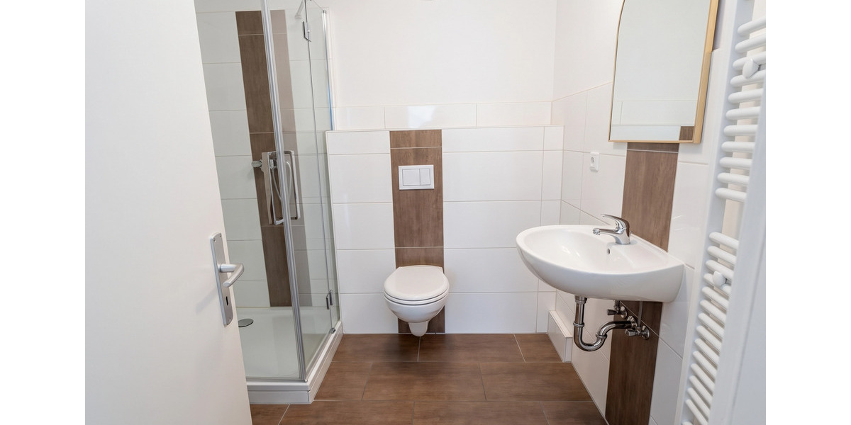 Etagenwohnung Wilhelmshaven - 5 Zimmer, 117 m&sup2;, 790&euro; | Angebot:26339543