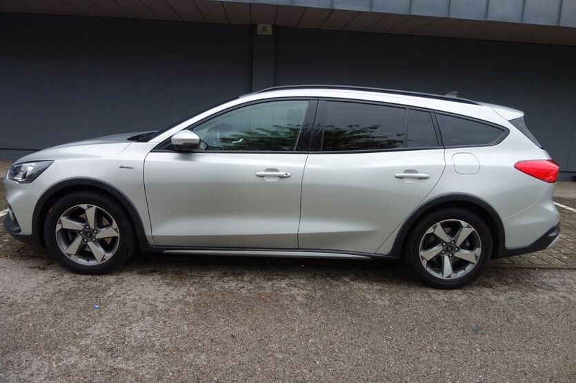 Ford Focus 99.712 km 14.999 € Rosenheim 83026