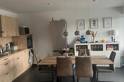 90 qm Wohnung,Altersgerecht,Fahrstuhl,ruhige Lage, 3 zimmer