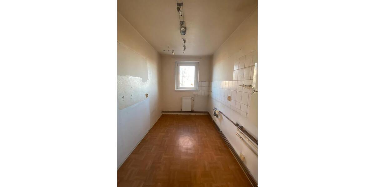 Etagenwohnung Halle (Saale) Frohe Zukunft - 4 Zimmer, 68 m&sup2;, 142.000&euro; | Angebot:26693076