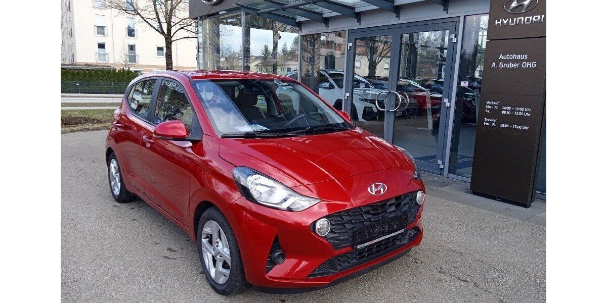 Hyundai i10 48.102 km 12.990 &euro; Traunstein 83278